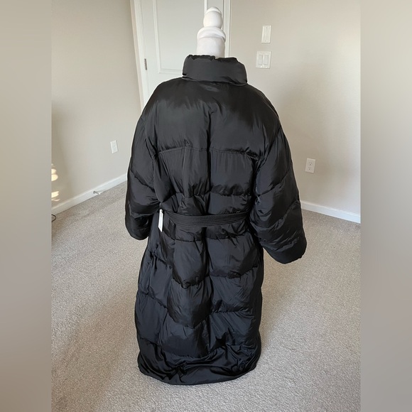 Good American Women’s Black Puffer Winter Coat - Picture 3 of 15